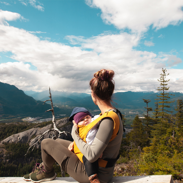 Partir en montagne avec bébé-maman