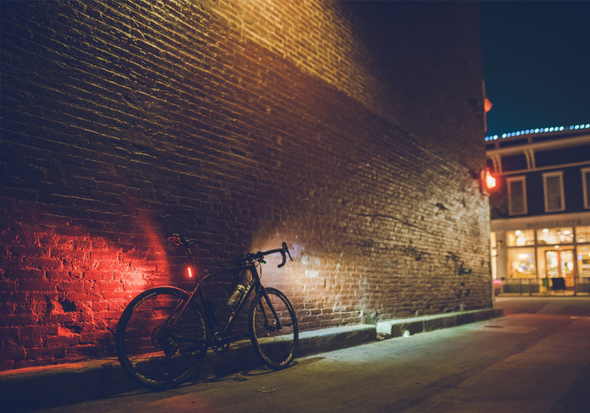 Éclairage à vélo : comment bien s’équiper pour circuler la nuit ?