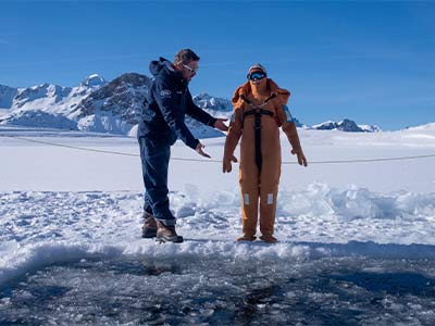 chien-traineau-val-isere