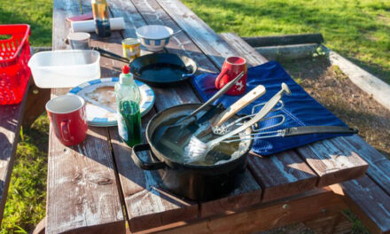 Vaisselle en bivouac : 5 conseils simples et efficaces