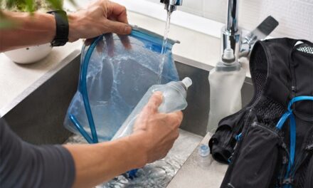 Comment nettoyer sa flasque et sa poche à eau ?